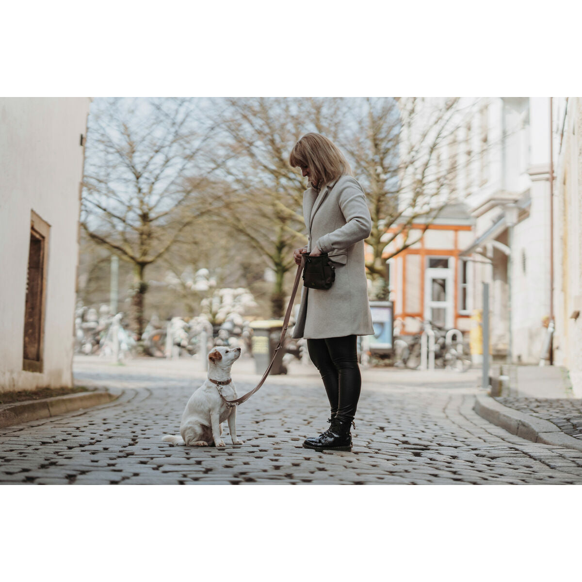 V6H97D9617B951B71C48B81F08A1746E443R6577551P5