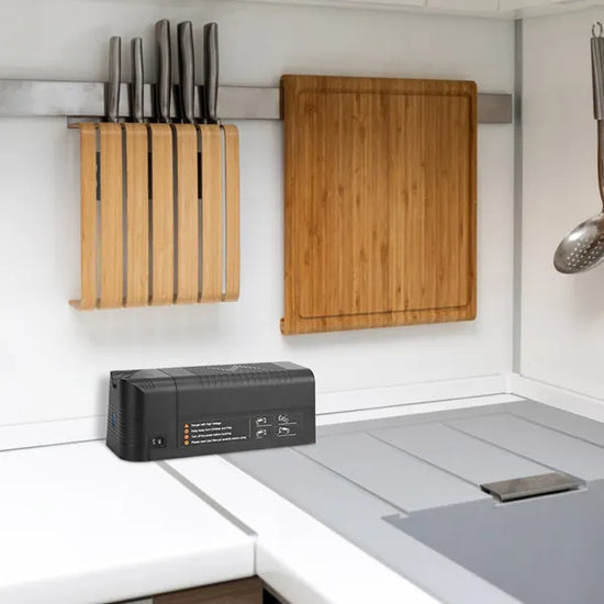 TRAMPA ELÉCTRICA PARA RATAS – TRAMPA REUTILIZABLE PARA RATONES, ELIMINADOR DE ROEDORES INTERIOR RECARGABLE CON DESCARGA DE 1800V PARA HOGAR