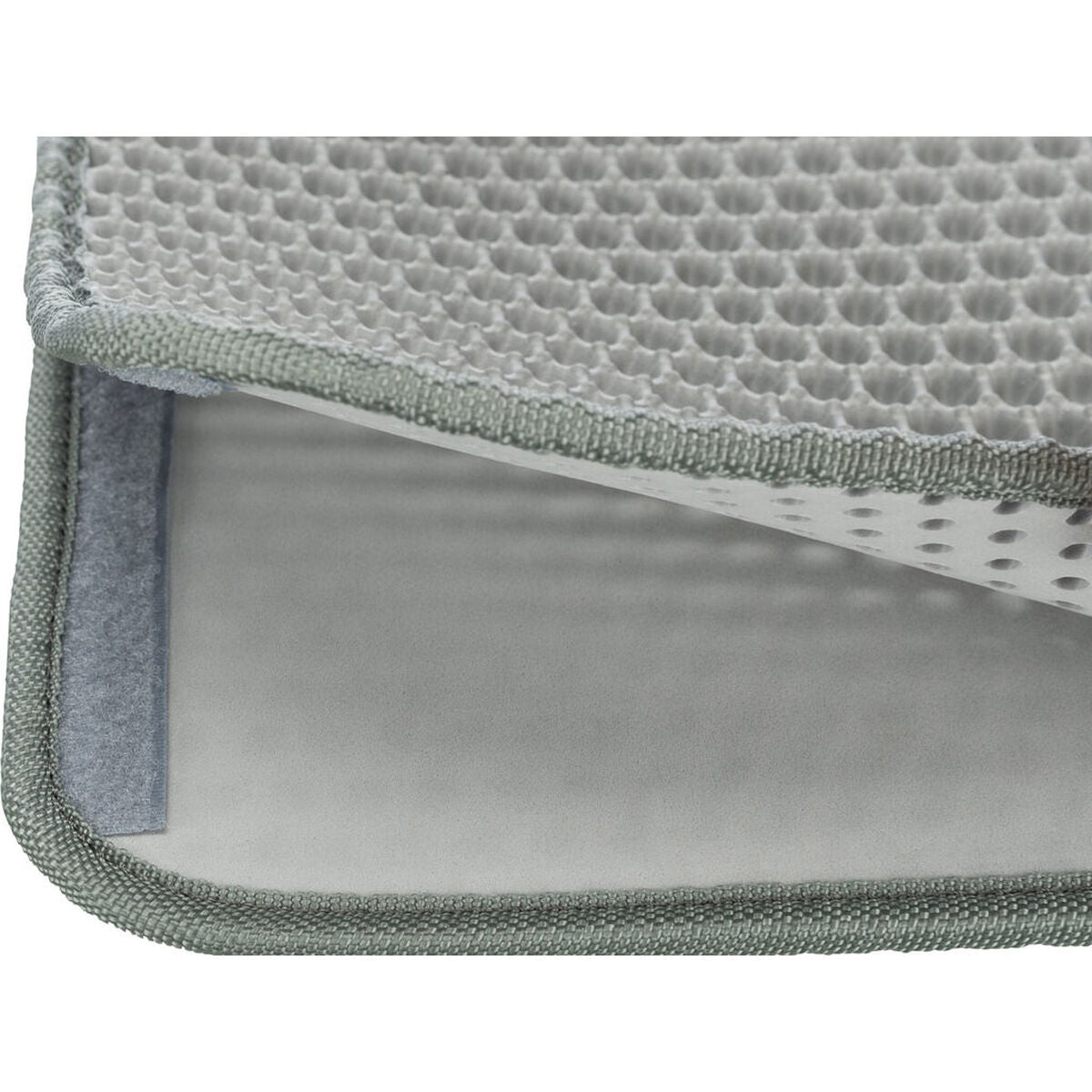 V4HE2A73C84DC15853E88A978C33E312E5CR7451036P9