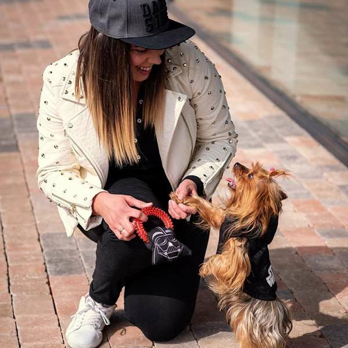 V4HD0EE07CCEE80D6B6D960D8C33CD4545FR4655305P3